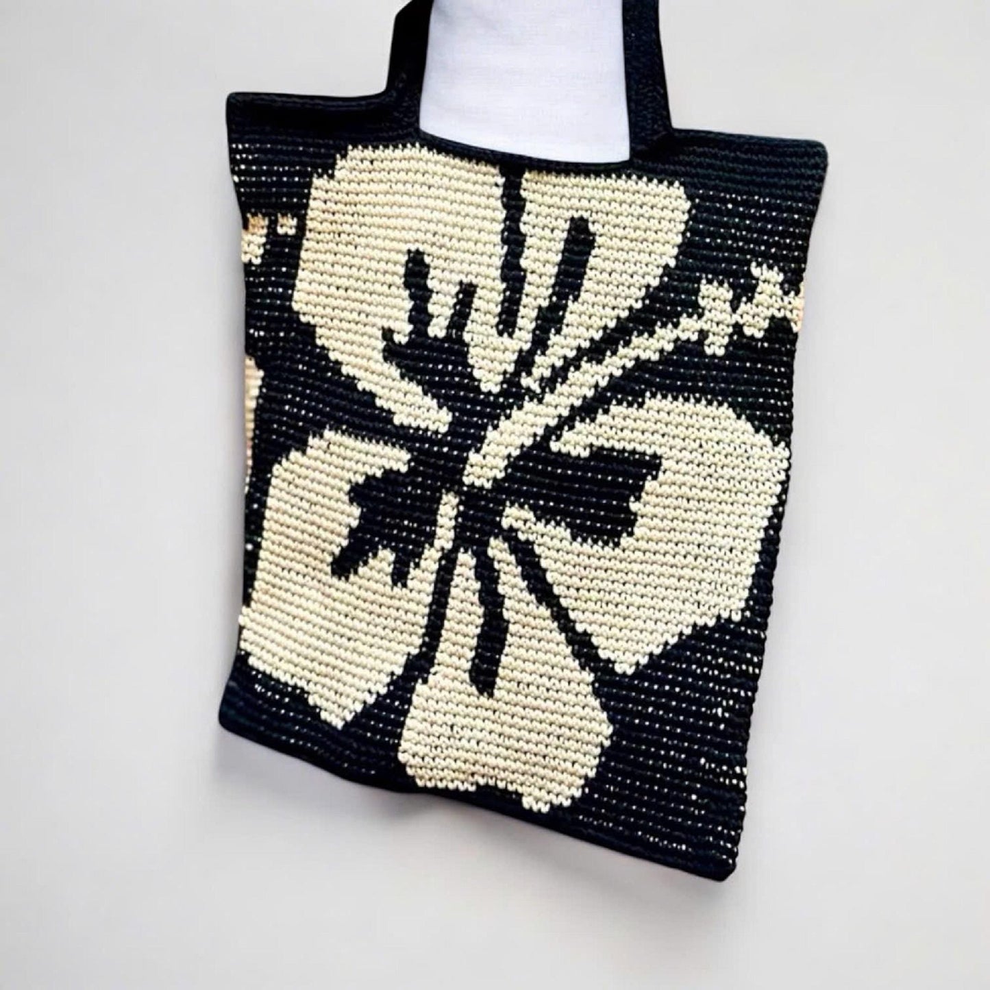 Handmade Crochet Tote Bag with Floral Pattern, Eco-Friendly Shoulder Bag, Gift for Mom & Girlfriend, Travel Bag, Mother's Day Gift