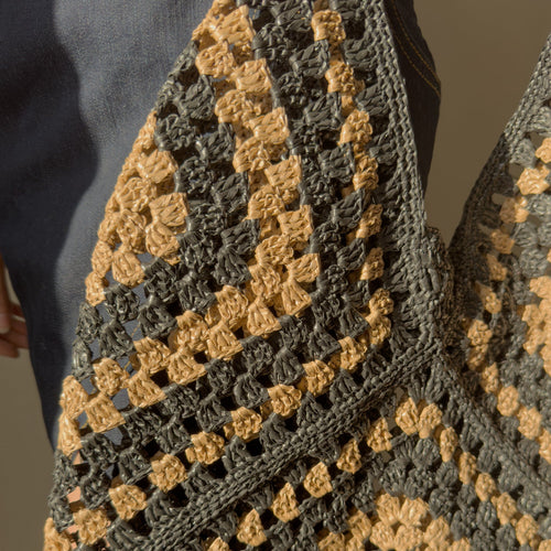 Crochet Raffia Tote Bag, Handcrafted Granny Square Bag, Summer Mesh Straw Bag, Boho Beach &amp; Everyday Use, Handmade Gift for Vegans