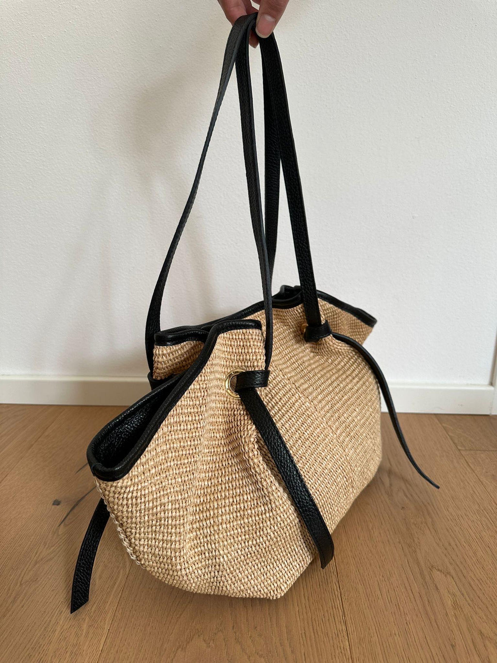 Shoulder tote bag in genuine leather and raffia, Italian tote bag, made in Italy bag, summer raffia straw bag, Italian leder pockets, luxury gift