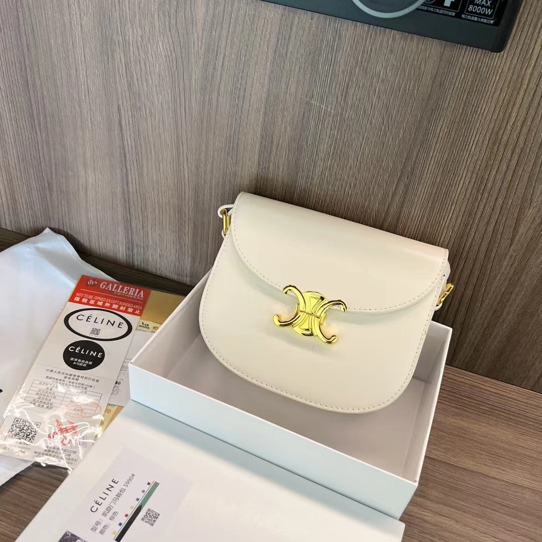 Ce Arc De Triomphe Saddle Bag