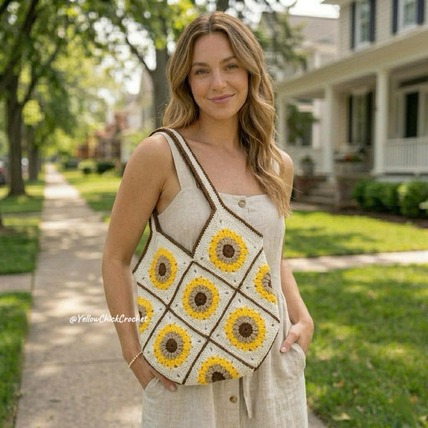 Sunflower Crochet Tote Bag, Handmade Floral Shoulder Bag with Lining, Boho Flower Purse, Mother's Day Gift for Mom, Summer Spring Accessory