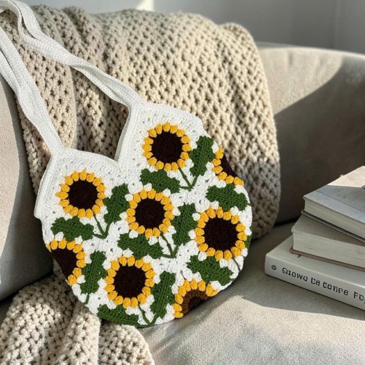 Sunflower Crochet Tote Bag, Handmade Floral Shoulder Bag with Lining, Boho Flower Purse, Mother's Day Gift for Mom, Summer Spring Accessory