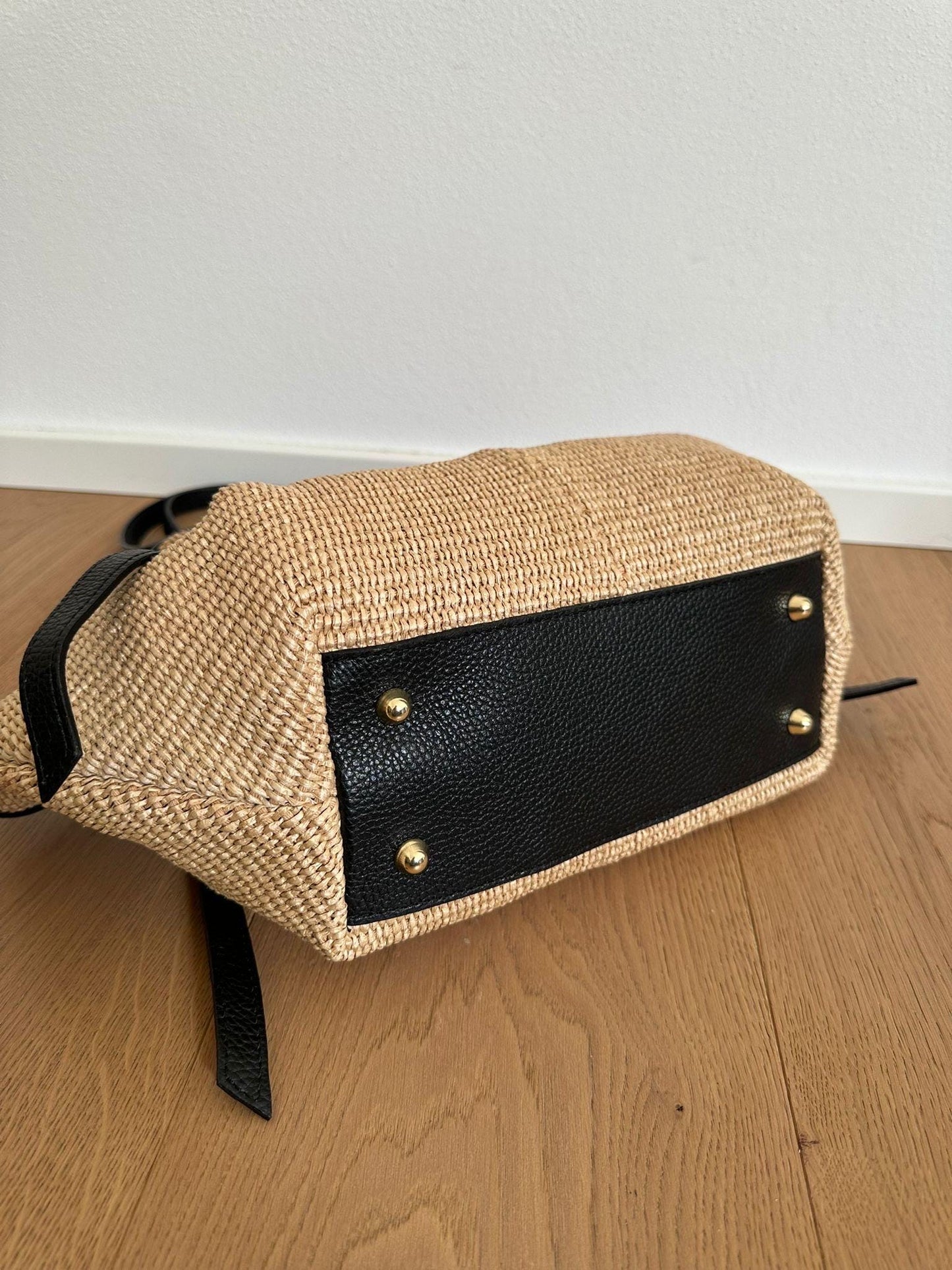 Shoulder tote bag in genuine leather and raffia, Italian tote bag, made in Italy bag, summer raffia straw bag, Italian leder pockets, luxury gift