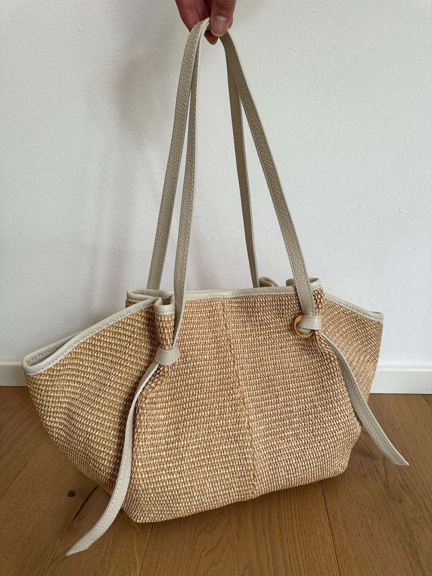 Shoulder tote bag in genuine leather and raffia, Italian tote bag, made in Italy bag, summer raffia straw bag, Italian leder pockets, luxury gift