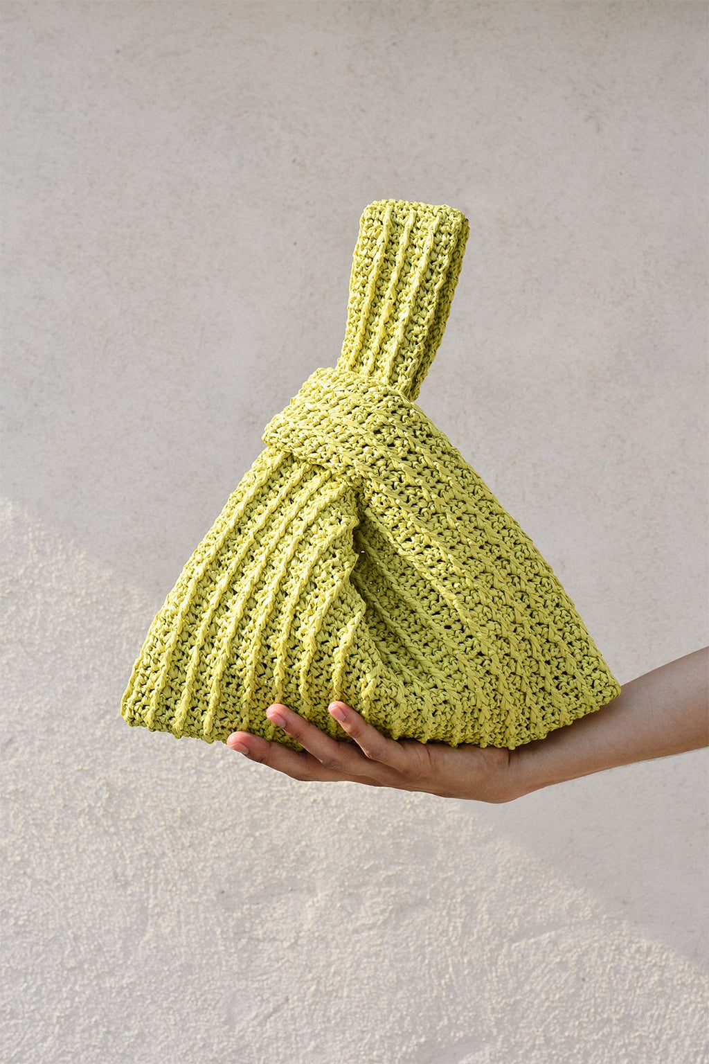 Raffia Knot Bag in Tan, Crochet Raffia Handbag, Summer Wrist Bag, Minimal Straw Bag, Handcrafted Pouch Purse — The Raffia Knot Bag