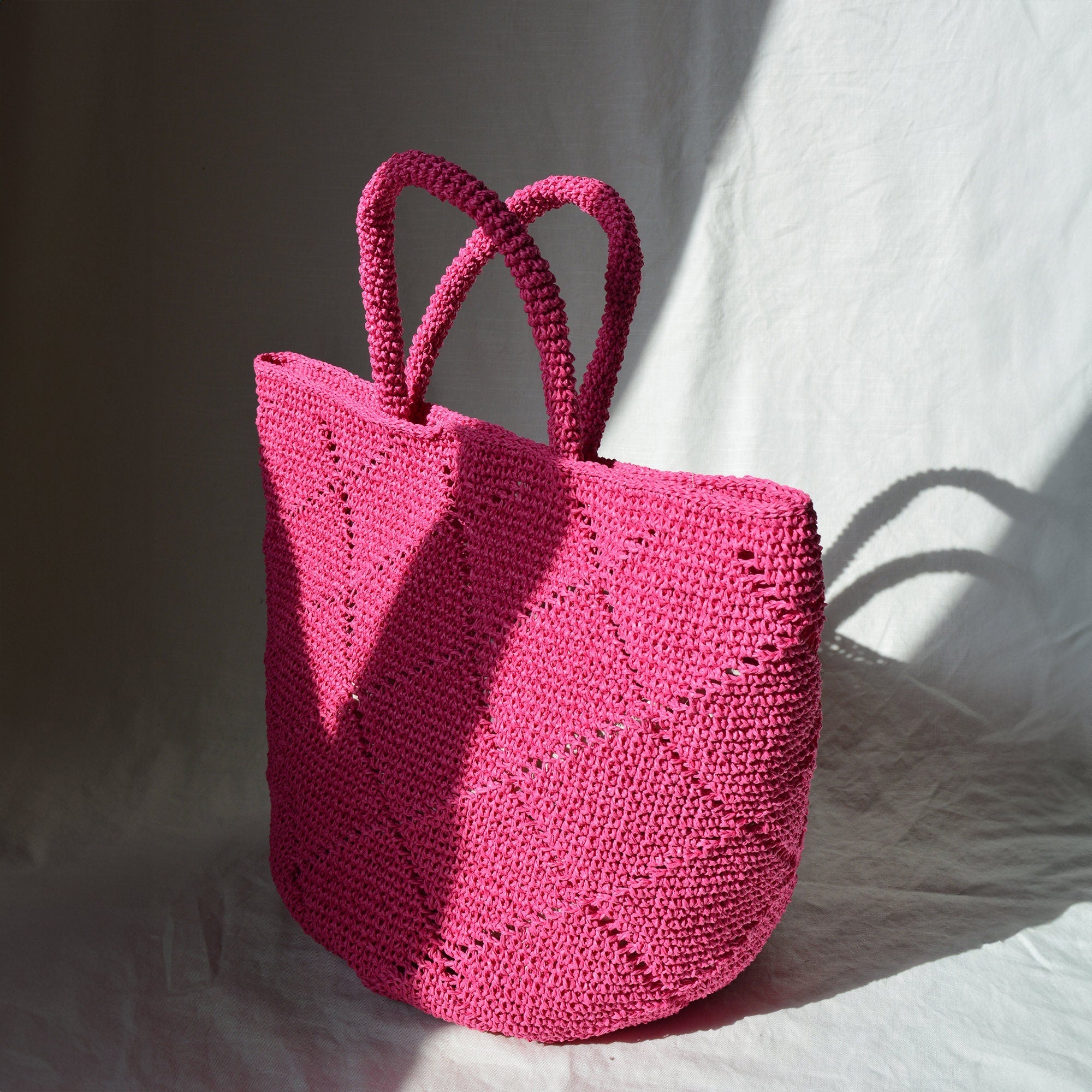 Crochet Raffia Tote Bag for Summer, Brown Lightweight Beach Shoulder Bag, Straw Shoulder Bag, Handcrafted Stylish Tote Bag, Handmade Gifts