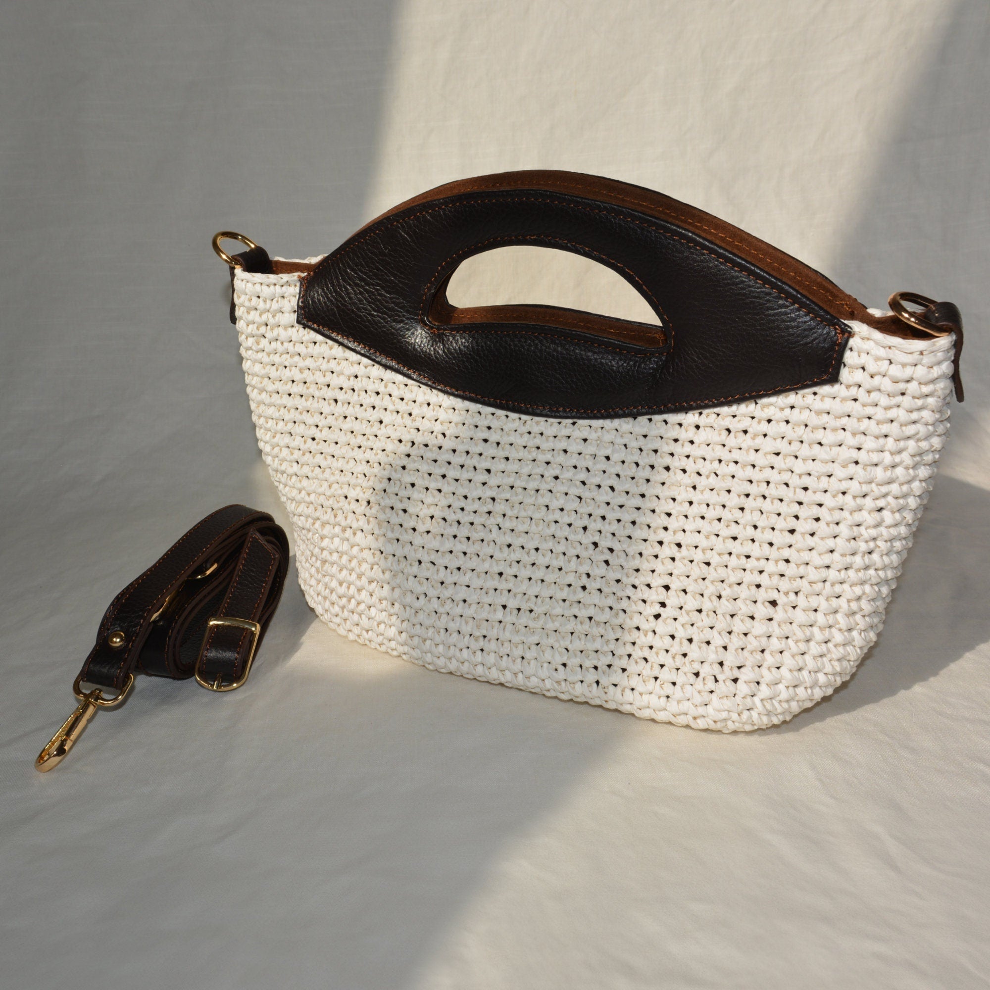 Crochet Raffia Crossbody Bag: Straw Purse with Leather Strap, Woven Bohemian Handbag, Evening Wicker Bag - Handmade Luxury Gift for Her