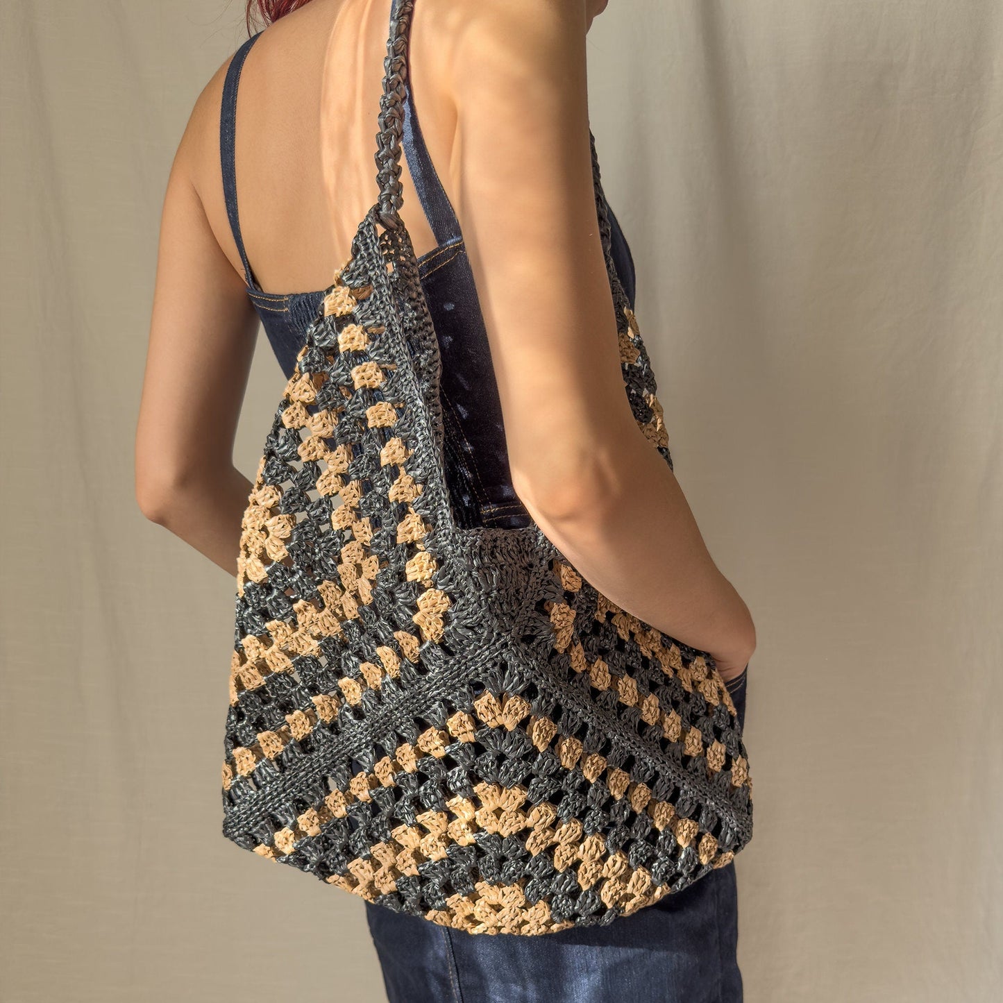 Crochet Raffia Tote Bag, Handcrafted Granny Square Bag, Summer Mesh Straw Bag, Boho Beach &amp; Everyday Use, Handmade Gift for Vegans