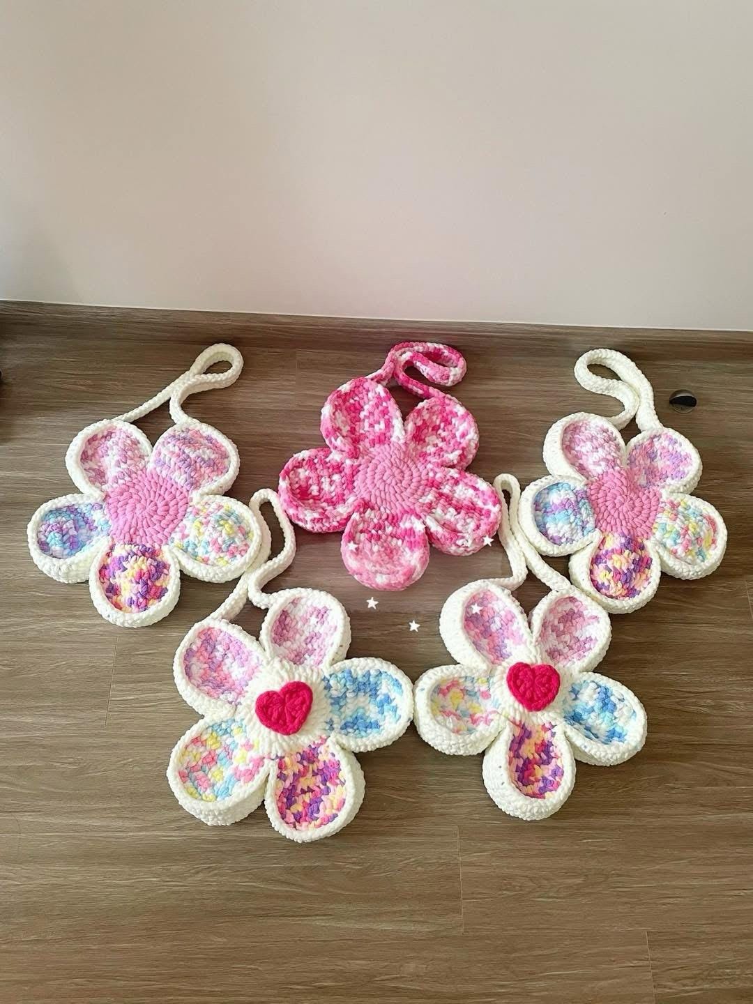 Flower Crochet handmade shoulder bag, Flower bag, beautiful cute bloom bag, Summer beach bag, Valentines Gift, Gift for her, Mother day gift