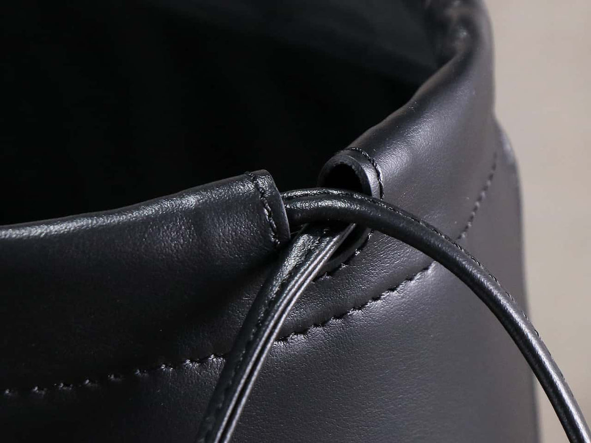 Celine cabas rawstring cuir triomphe in grained calfskin handbag