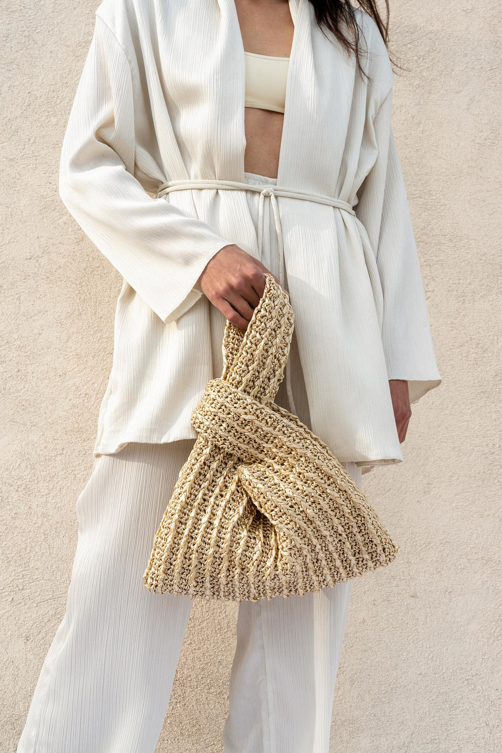 Raffia Knot Bag in Tan, Crochet Raffia Handbag, Summer Wrist Bag, Minimal Straw Bag, Handcrafted Pouch Purse — The Raffia Knot Bag